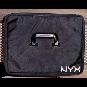 NYX Professional Makeup 3 Tier